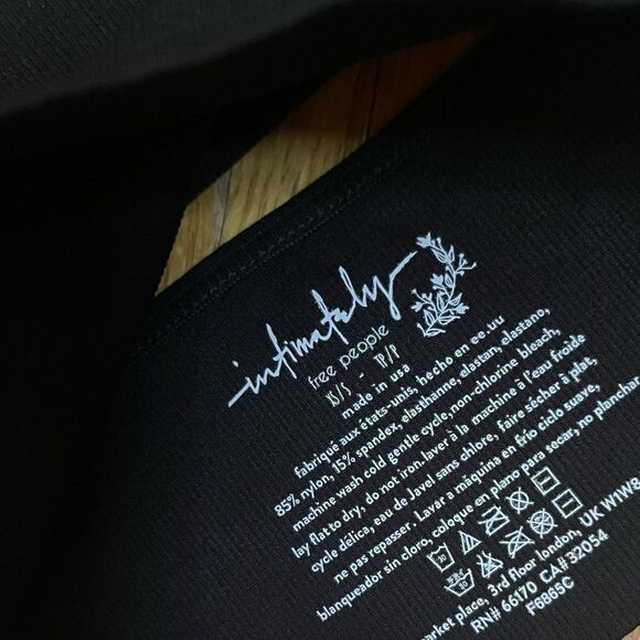 Free People Andi Square Neck Seamless Bra Black Size XS NWT - Picture 9 of 11